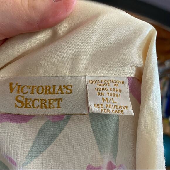 Vintage Gold Label Victoria’s Secret Sleep Shirt Size Medium - Picture 6 of 7
